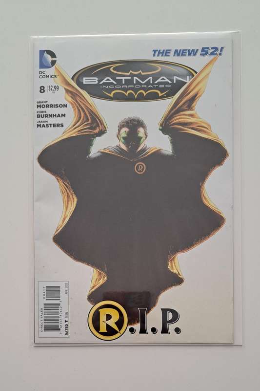 DC comic books Batman Incorporated (2012 2nd Series) #8A rare old collectable