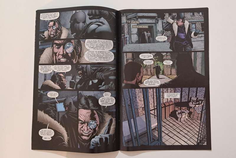 DC comic books - Batman Detective Comics (2011 2nd Series) #18A rare old collectable