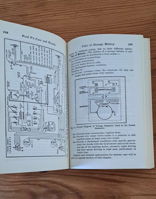 Early V-8 Ford Service Manual  repairs cars motors vintage classic 1932 to 1950 including trucks