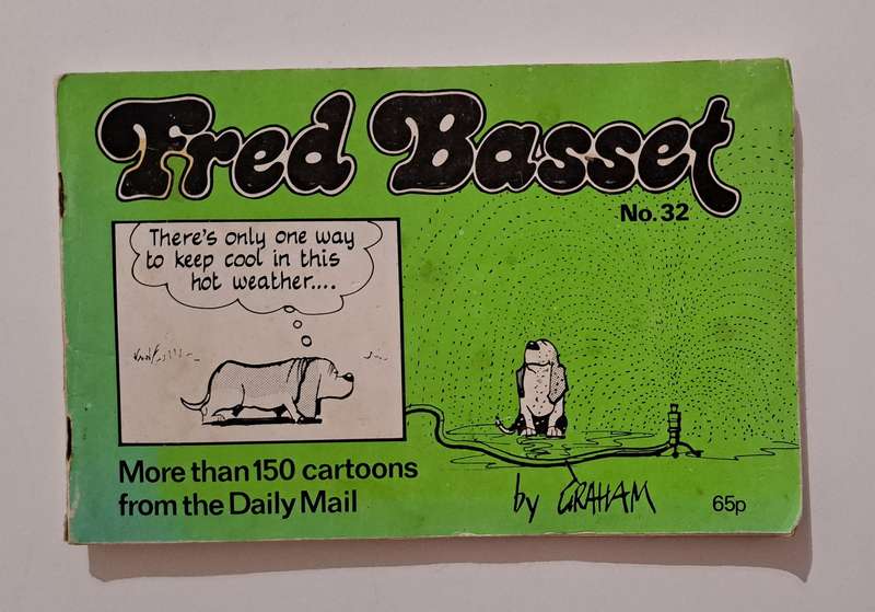 Fred Basset #32 By Graham cartoon comic book strip vintage retro rare old collectable 1960's 1970's