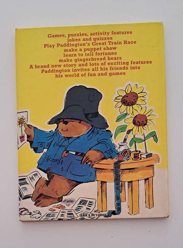 Fun & Games With Paddington By Michael Bond 1978 kids children's picture story book bedtime classic