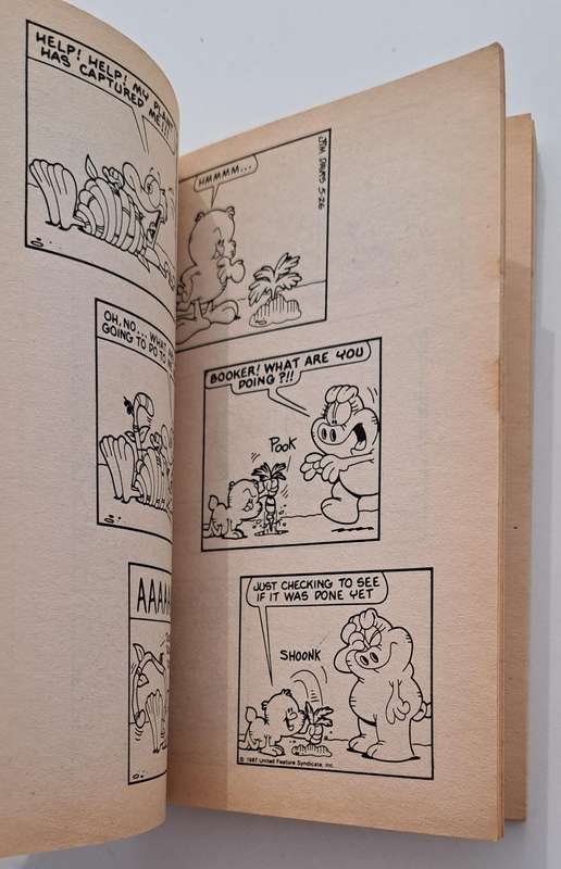 Garfield Orson's Farm Rules The Roost 1 By Jim Davis 1987 cartoon comic book strip kids children