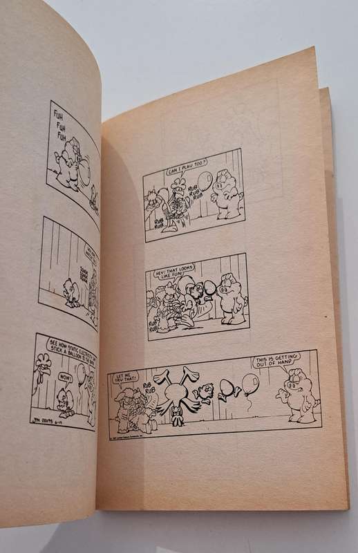 Garfield Orson's Farm Rules The Roost 1 By Jim Davis 1987 cartoon comic book strip kids children