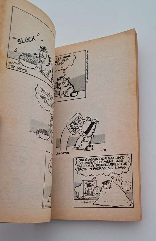 Garfield What's Cooking By Jim Davis (1984) retro old rare vintage cartoon comic book collectable ki