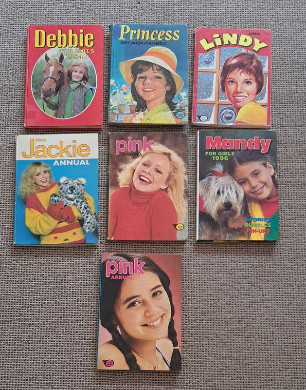 7x Comic cartoon book annuals for girls children rare vintage classic collectable fleetway print