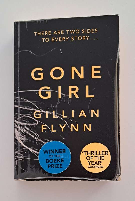 Gone Girl By Gillian Flynn fiction mystery crime thriller suspense chic lit Adult classic must read