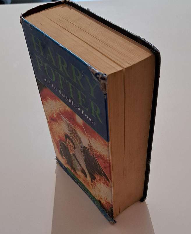 Harry potter And The Half-Blood Prince J K Rowling sci-fi fantasy magic mystery adventure classic