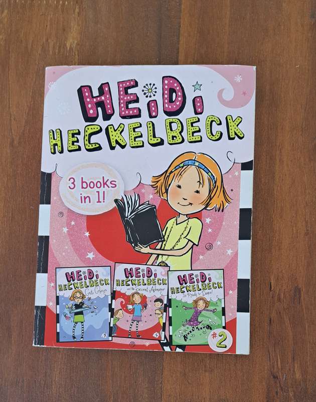 Heidi Heckelbeck 3 Books in 1 by Wanda Coven graphic novel kids children comic story book