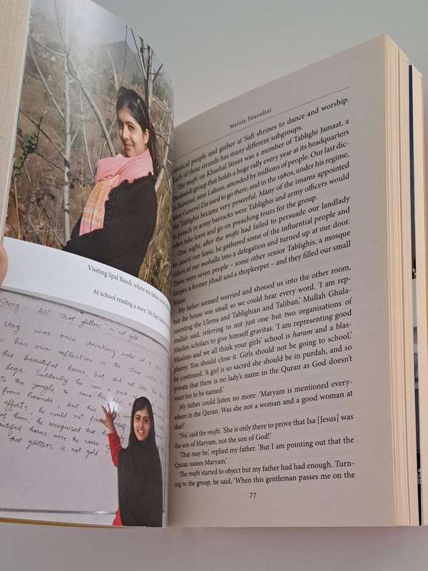 I Am Malala The Story of the Girl Who Stood Up for Education and Was Shot by the Taliban Malala Yous