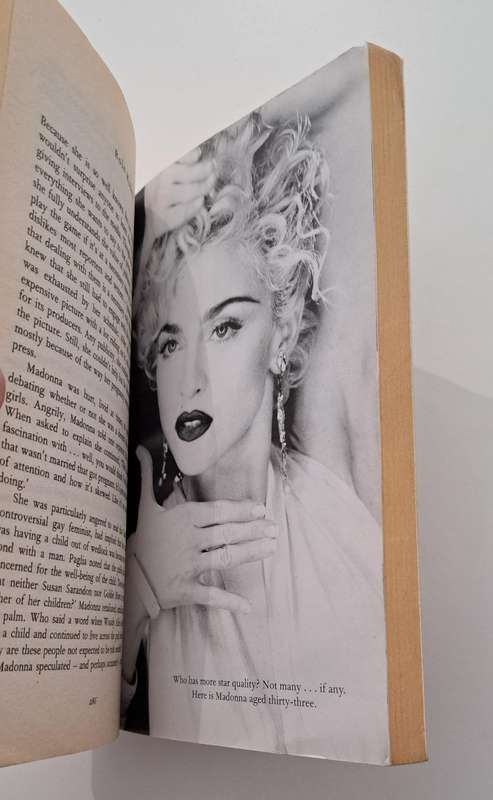 Madonna An Intimate Biography J Randy Taraborrelli celeb biography singer actor famous music pop mem