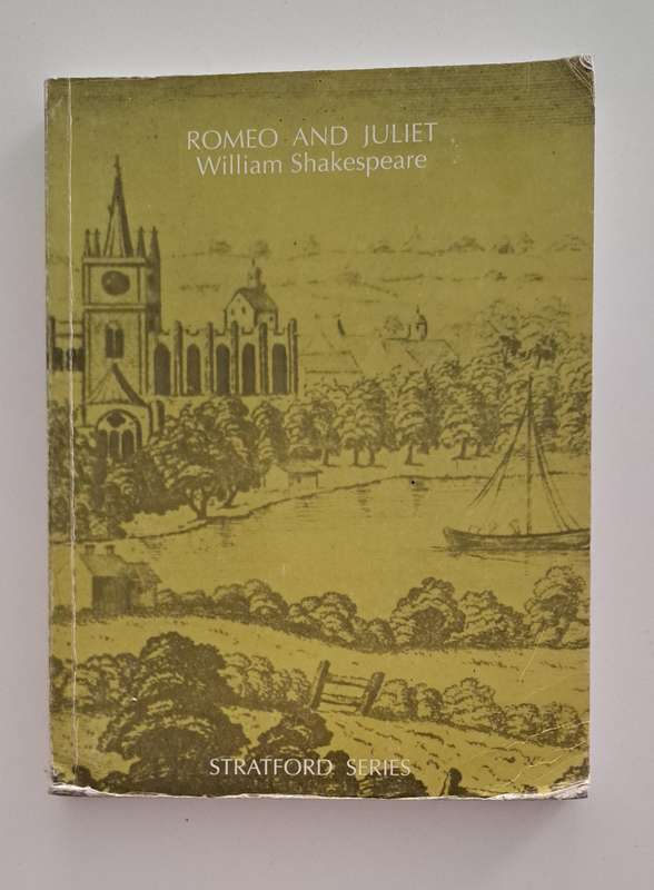 Romeo And Juliet By William Shakespeare Stratford Series school poetry play classic
