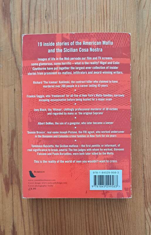 The Mammoth Book Of The Mafia By Frankie Saggie nonfiction history true crime biography gangs