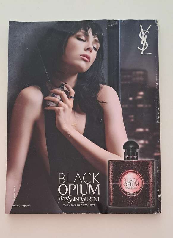 Vogue Fashion & Beauty Magazine Nov 2015 classic rare collectable