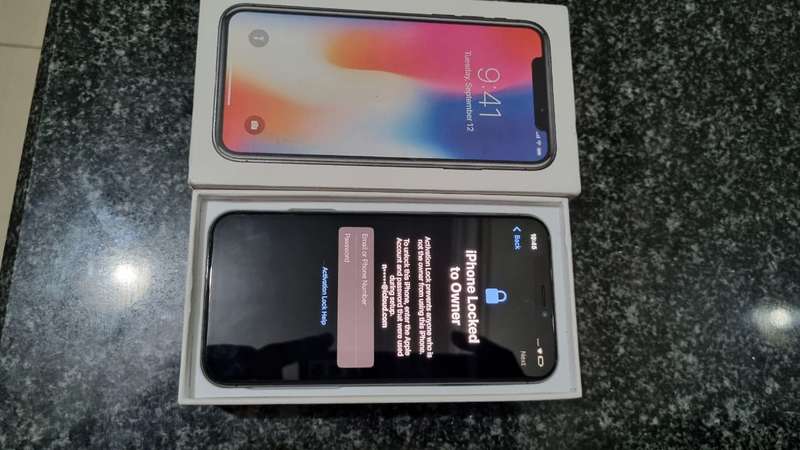 iPhone X 256GB...PLEASE READ!