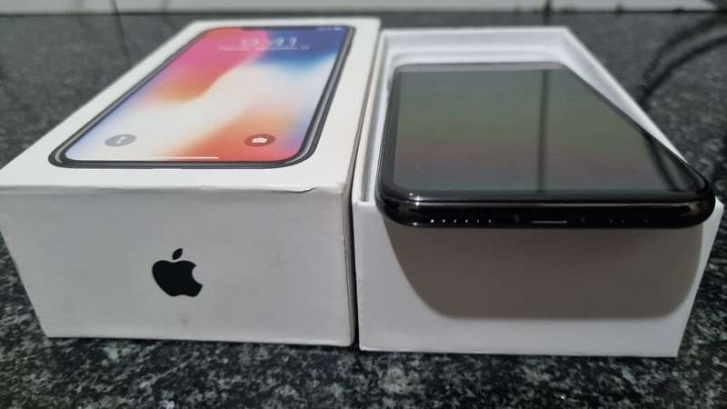 iPhone X 256GB...PLEASE READ!