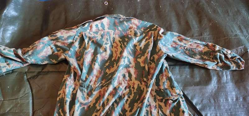 Russian paratrooper VSR Flora Camo size Large jacket and size 36 pants