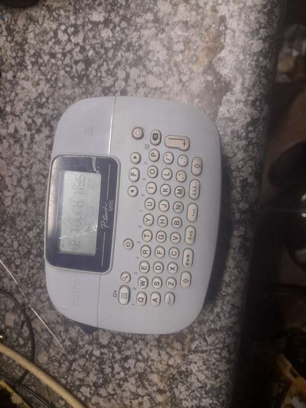 BROTHER PT-95 LABEL PRINTER | 210 SYMBOLS | 12 CHARACTER DISPLAY