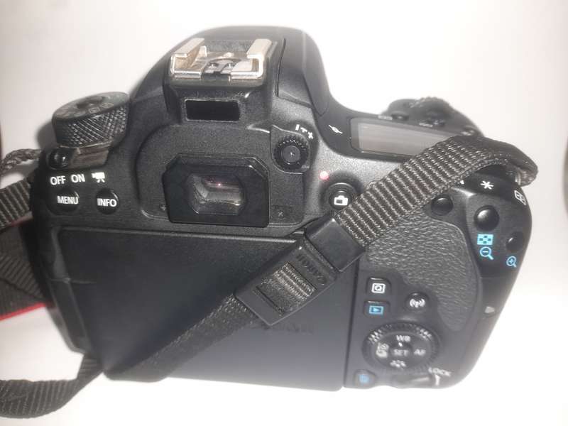 CANON EOS 77D DSLR | 24.2 MEGAPIXEL | DUAL FOCUS AF | APS-C | WIFI & BLUETOOTH | BODY ONLY