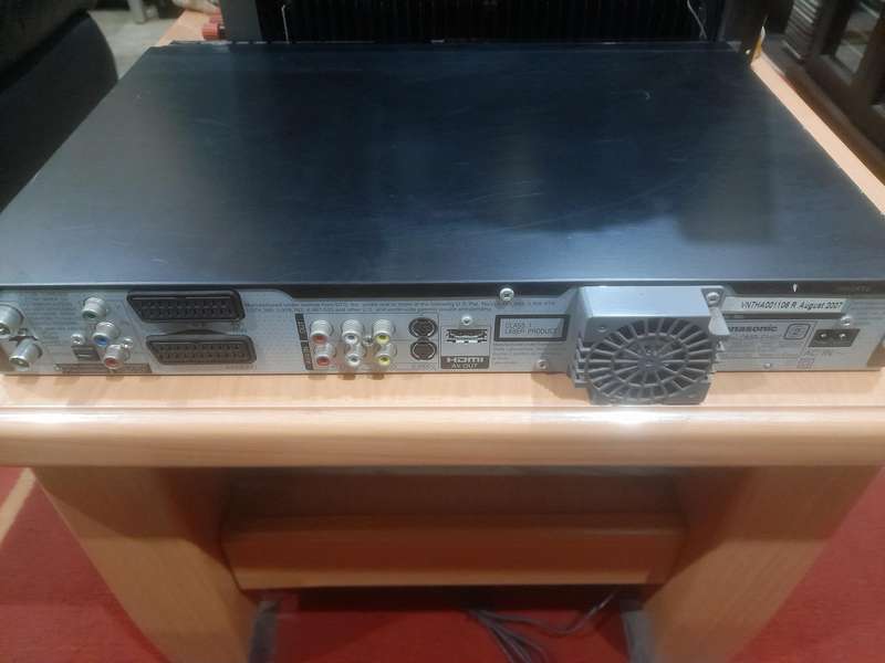 PANASONIC  DVD PLAYER/RECORDER