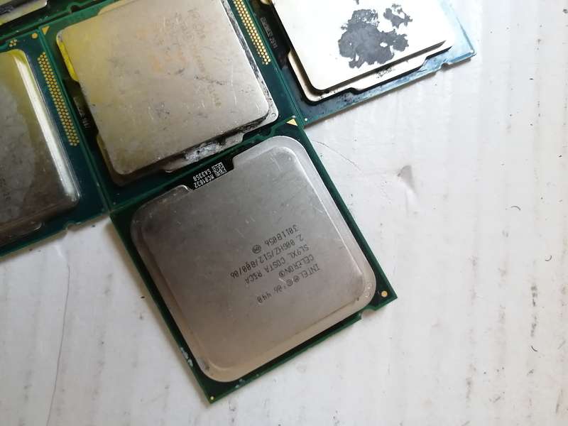 Various Intel 3rd gen socket 1155 Processors (Celeron/Pentium) @2.7ghz All working