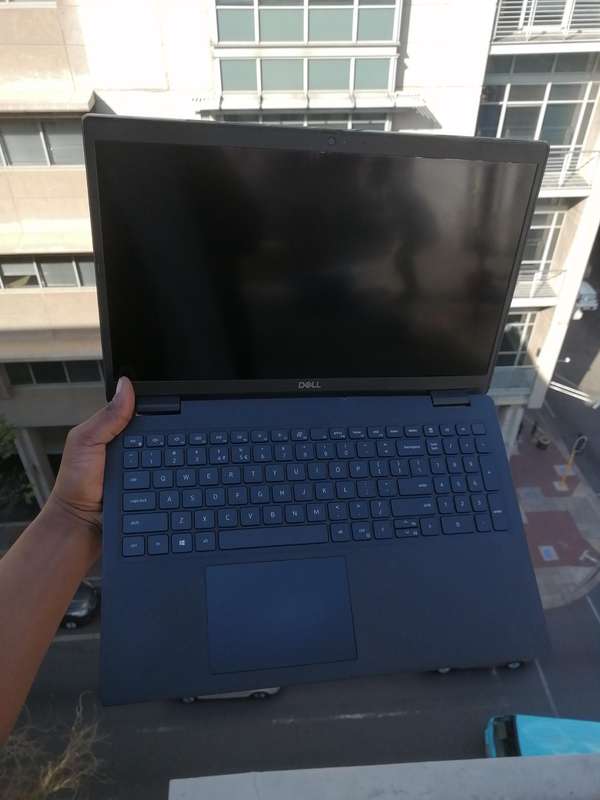Dell 3520 i5 11th gen, 16GB ddr4 ram, 256Gb SSD, Battery excellence, 15.6 inch