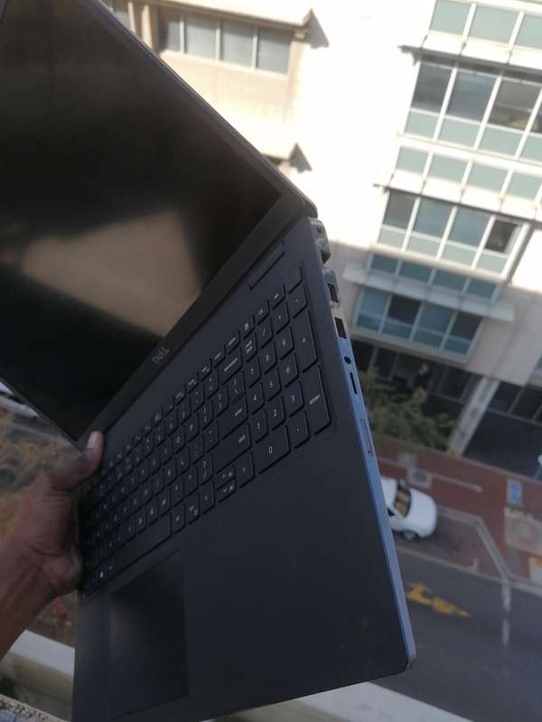 Dell 3520 i5 11th gen, 16GB ddr4 ram, 256Gb SSD, Battery excellence, 15.6 inch