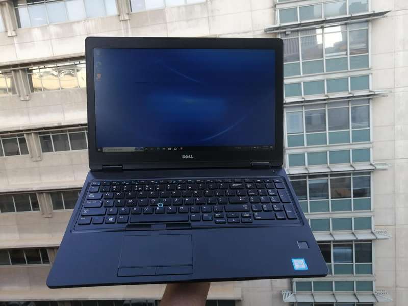 Dell 5580 Core i7 7th Gen, 2GB NVIDIA GRAPHICS ONBOARD, 16GB ddr4, 256GB SSD, Battery excellence