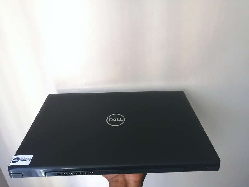 DELL 3520 CORE I5 11TH GEN @ UPTO 4.2GHZ, 512GB SSD, 16GB DDR4, BATTERY EXCELLENT