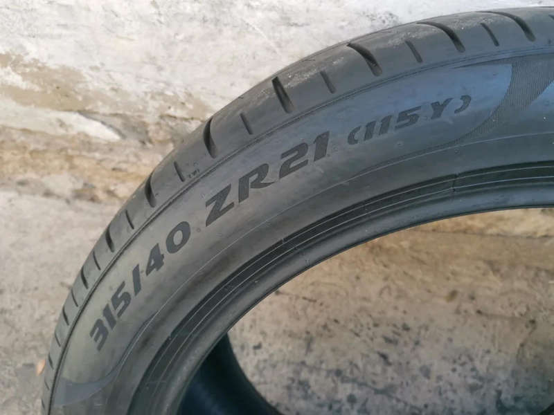 285/45/21; 315/40/21 Pirelli Pzerro tyres