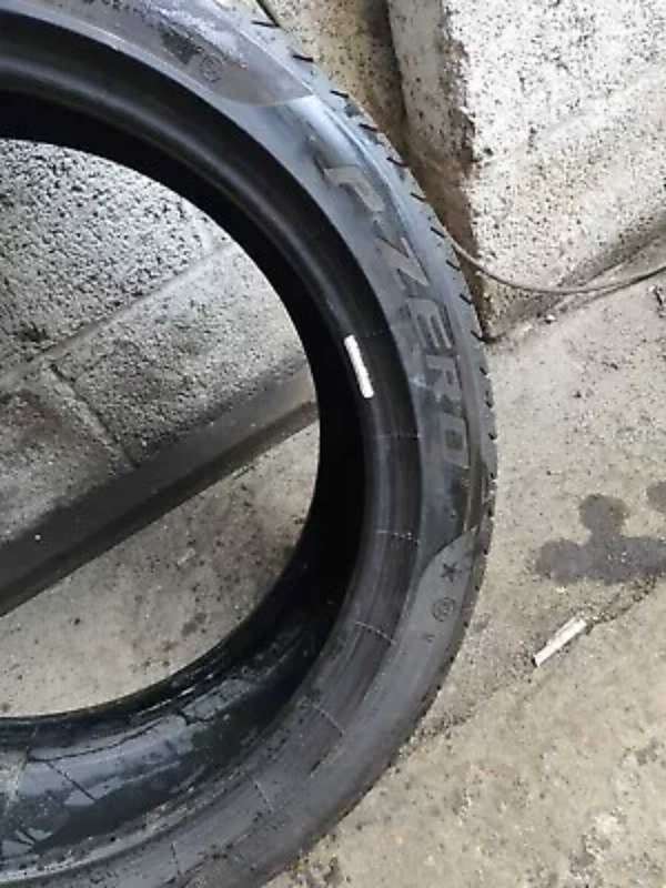 245/30/19 x 2 Pirelli Pzerro *Runflat tyres. Still good