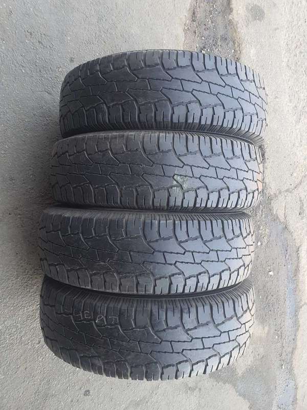 245/75/16 used bakki tyres