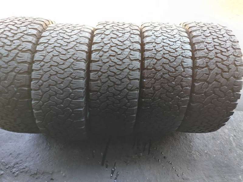 Set of 285/55/20 x 5 BF Goodrich AT tyres. 65% life