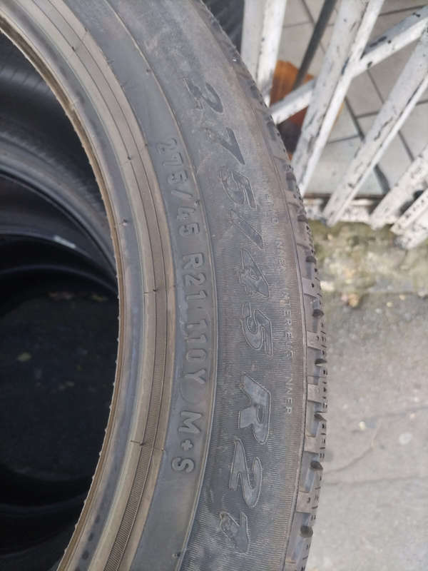 275/45/21 × 4 Pirelli Scorpoin Verde All Season 110Y
