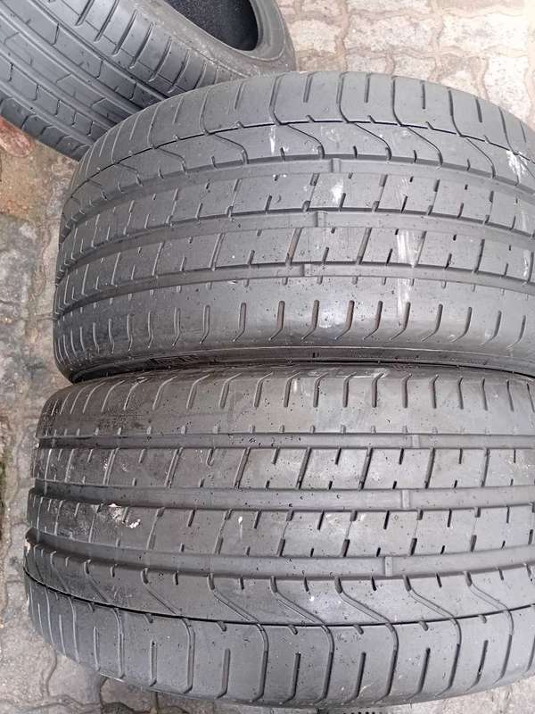 255/35/20 × 2 Pirelli Pzerro tyres. 80% life