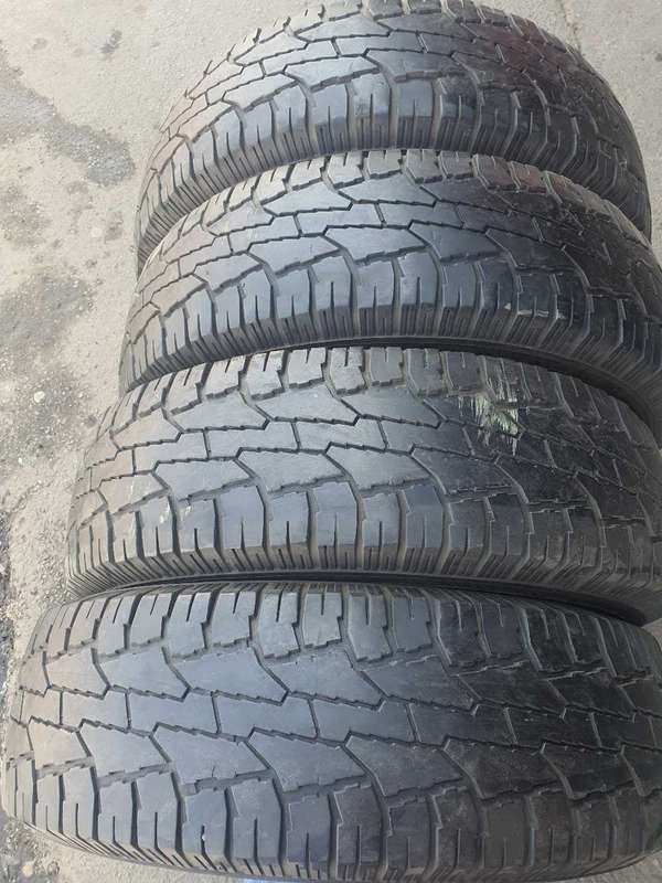245/75/16 used bakki tyres