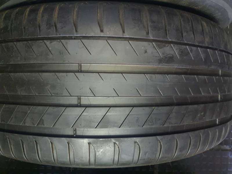 255/55/18 x 2 Michelin tyres. 70% life