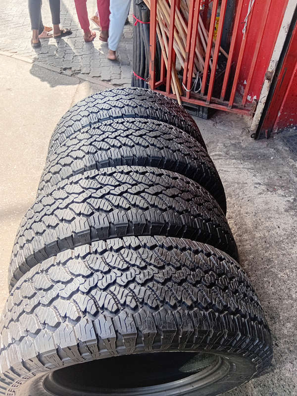 265/60/18 × 4 General Grabber AT³. Used like New