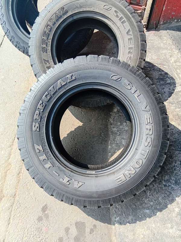 265/70/16 × 2 used tyres sale