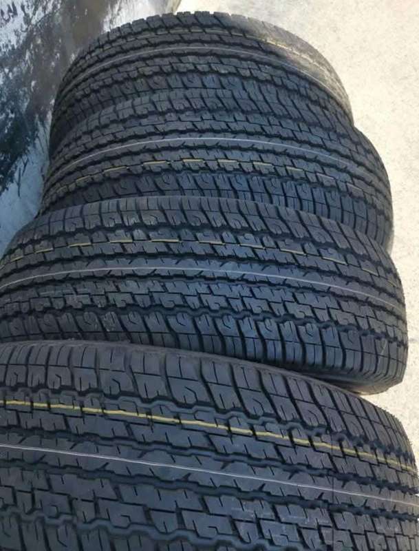 255/65/17 x 4 Dunlop Grandtrak AT25.