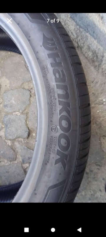 285/40/21 and 315/35/21 Hankook . 90% life