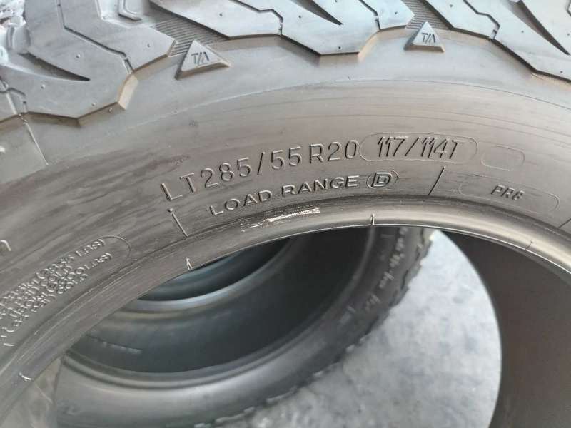 Set of 285/55/20 x 5 BF Goodrich AT tyres. 65% life