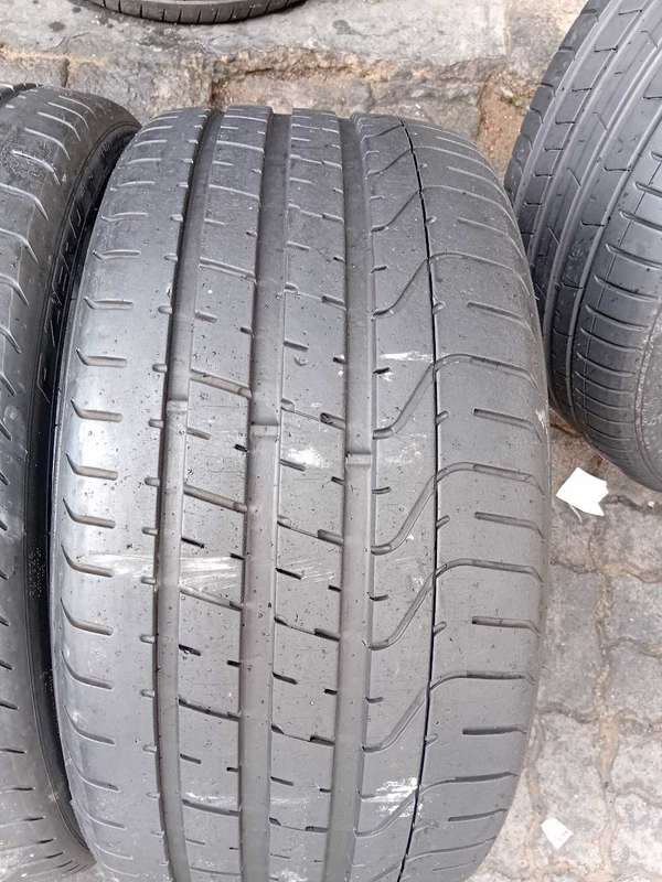 255/35/20 × 2 Pirelli Pzerro tyres. 80% life