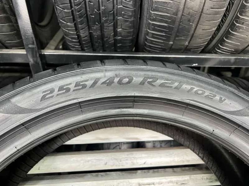 255/40/21 × 2 Pirelli Pzerro. 85% life. No repairs
