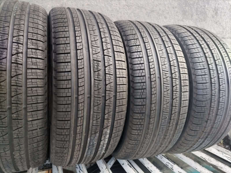 275/45/21 × 4 Pirelli Scorpoin Verde All Season 110Y