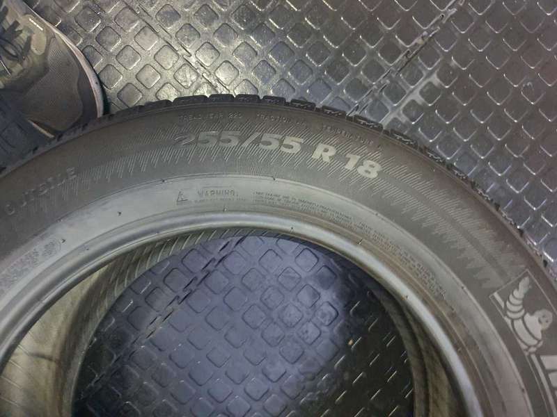 255/55/18 x 2 Michelin tyres. 70% life