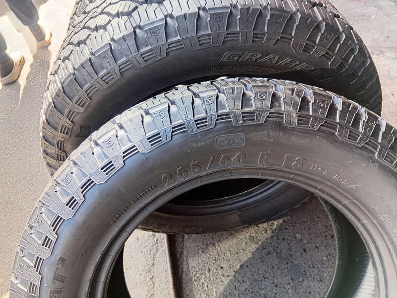 265/60/18 × 4 General Grabber AT³. Used like New
