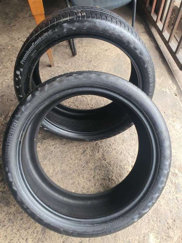 275/35/22, 315/30/22 Continental Premium Contact. 75% life