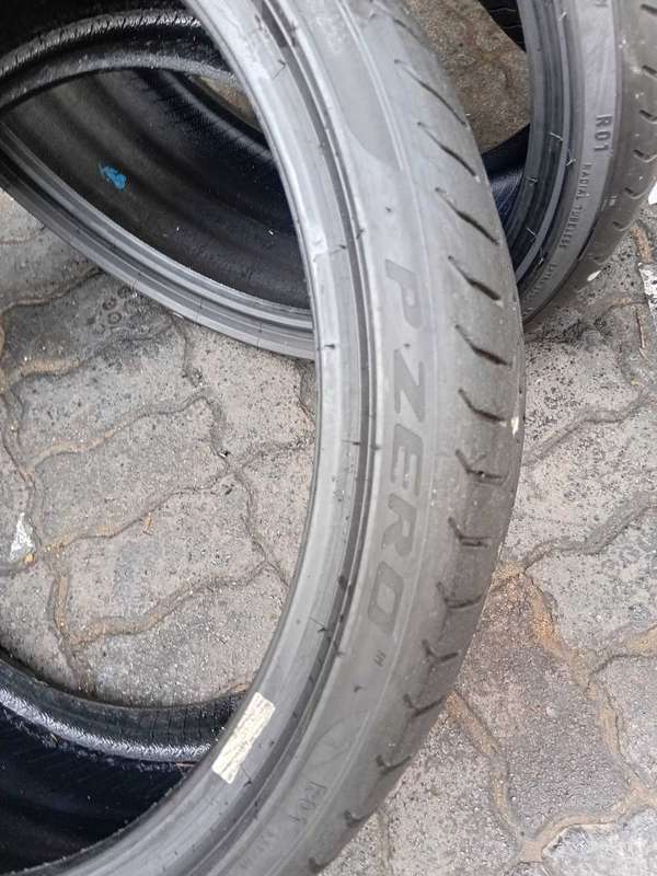 255/35/20 × 2 Pirelli Pzerro tyres. 80% life