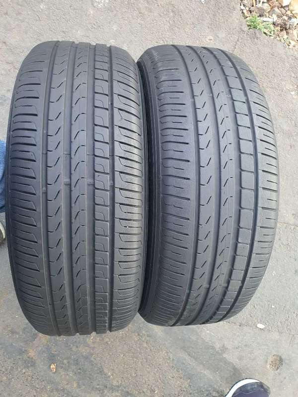 235/60/18 Pirelli Scorpoin. Excellent condition