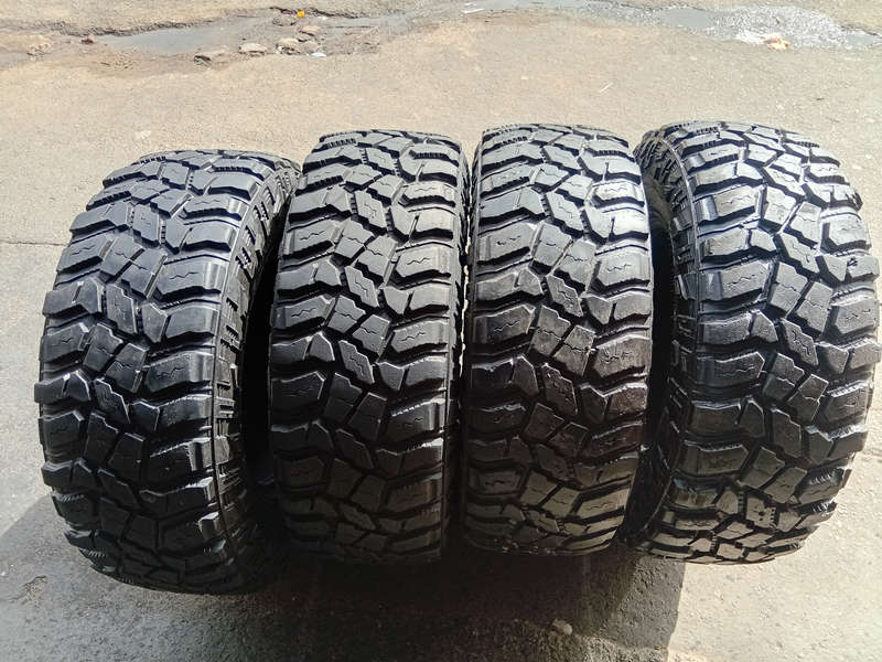 285/70/17 x 4 COPPER DISCOVERER STT PRO